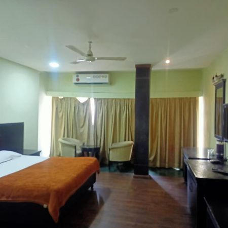 Hotel Skylark ناغبور المظهر الخارجي الصورة