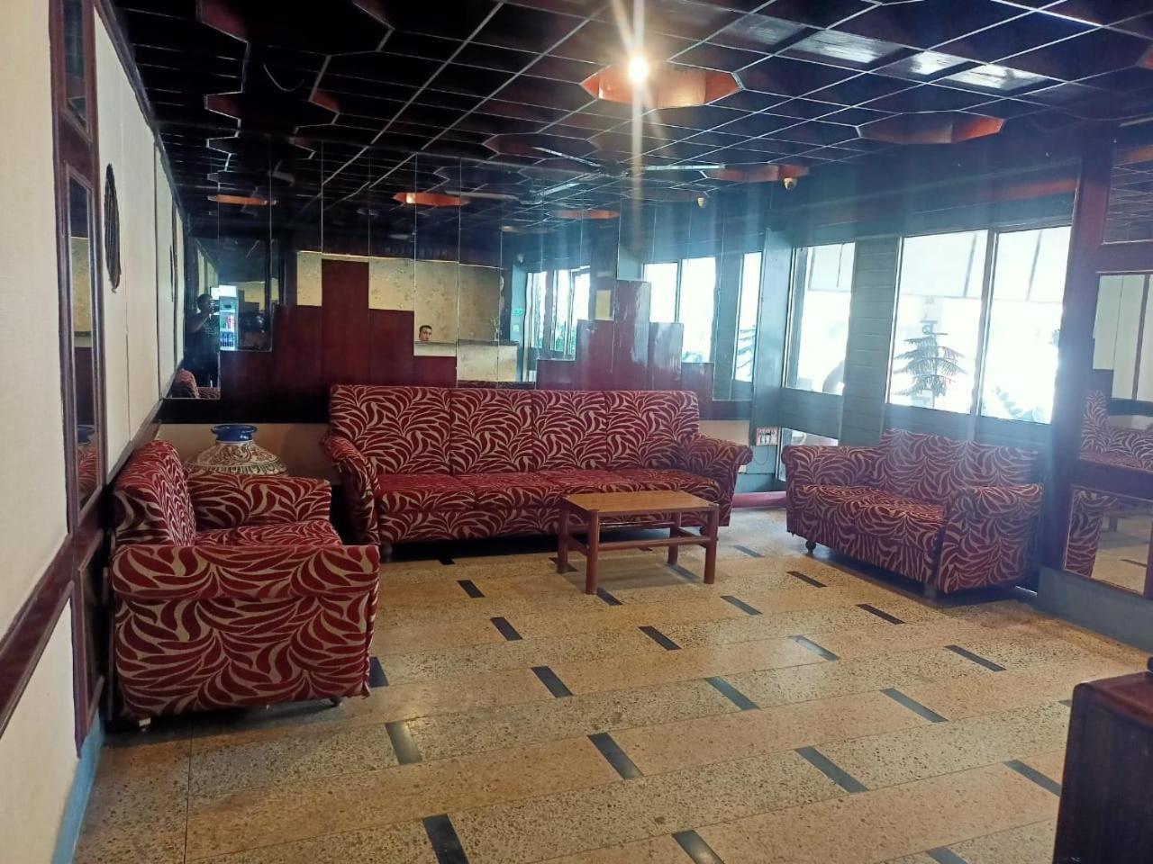 Hotel Skylark ناغبور المظهر الخارجي الصورة