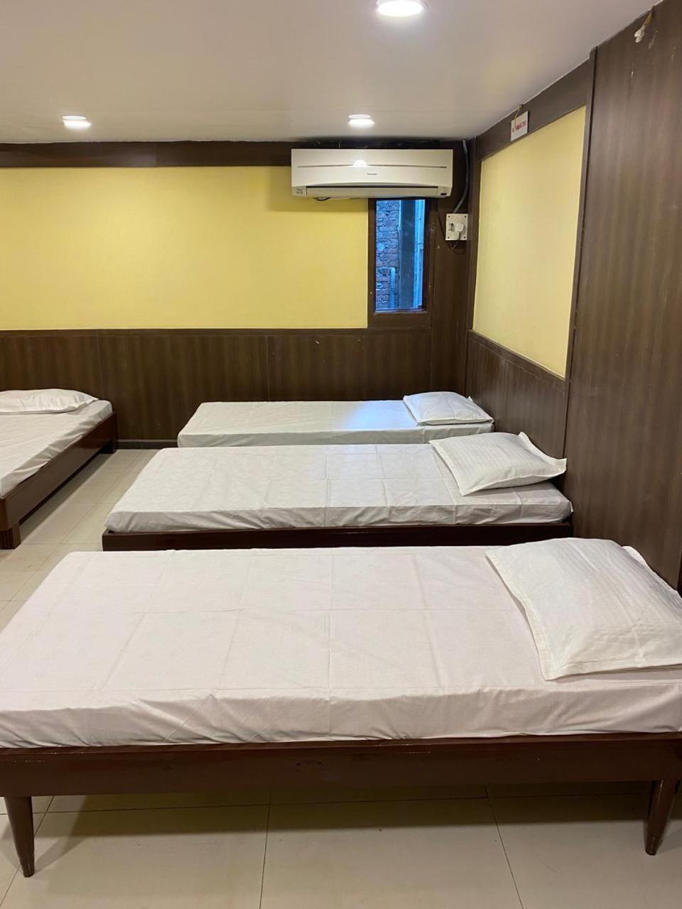 Hotel Skylark ناغبور المظهر الخارجي الصورة